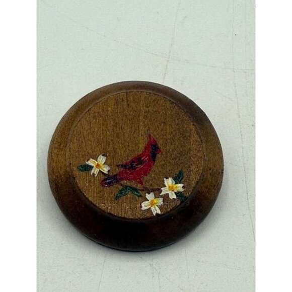 Vintage Round Wood Hand Painted Cardinal Flowers Brooch Pin Marked Fidler - Picture 1 of 5
